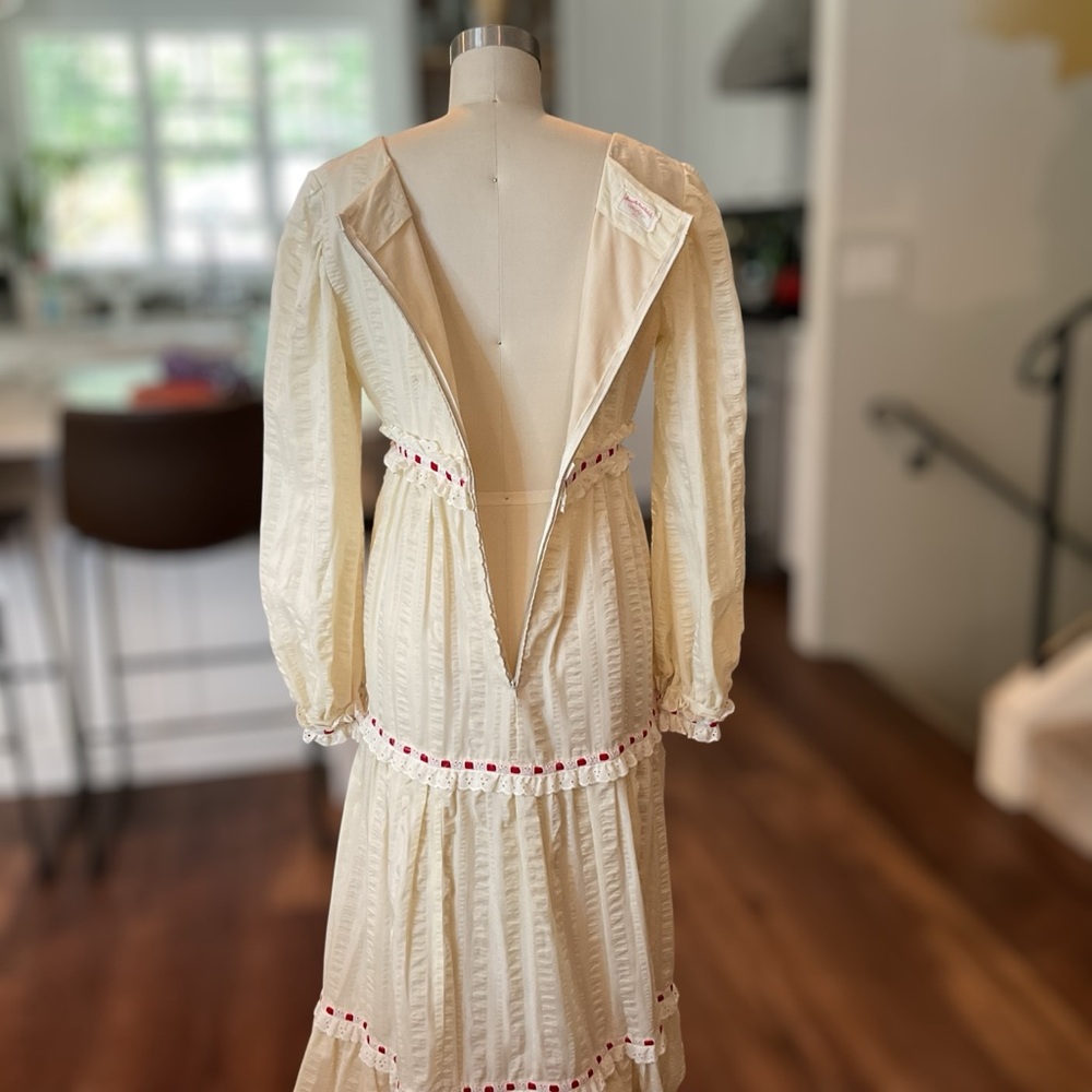 Vintage 70s Wedding Dress Long Sleeve Maxi Cottage Prairie Eyelet Lace - Picture 6 of 16